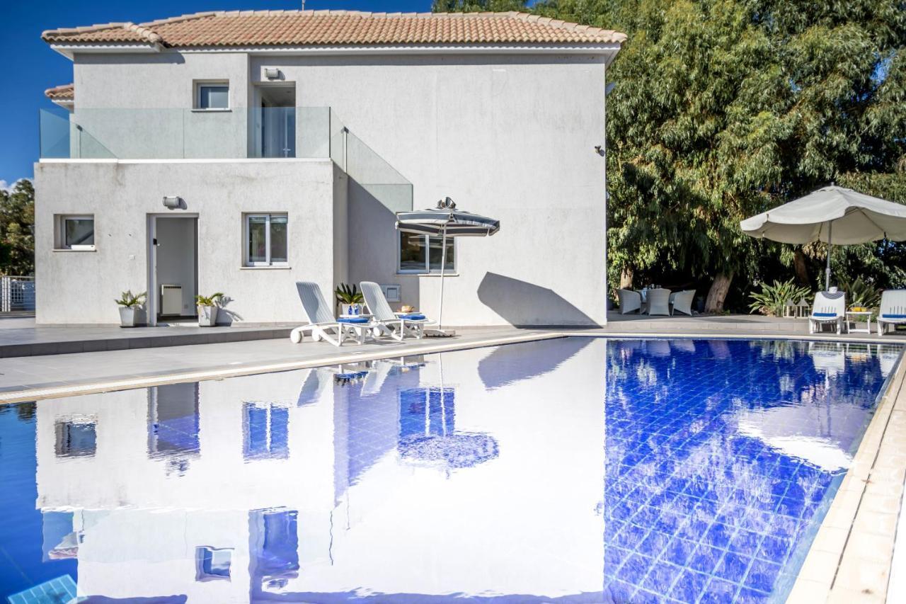 Villa Hibiscus Protaras Eksteriør bilde