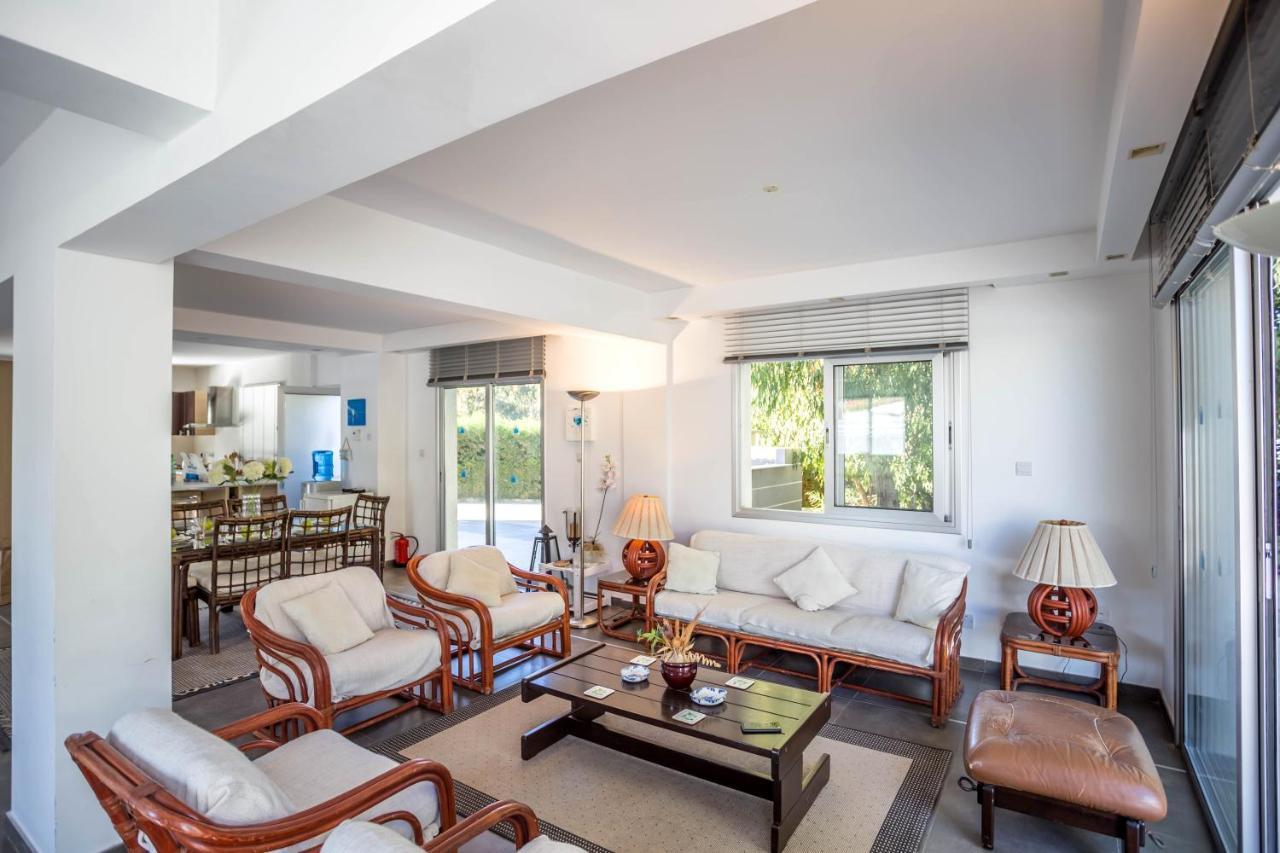Villa Hibiscus Protaras Eksteriør bilde