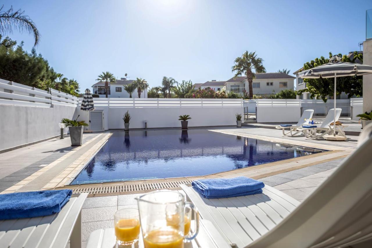 Villa Hibiscus Protaras Eksteriør bilde
